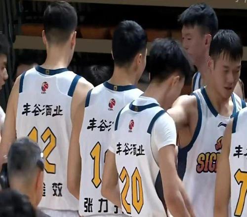 汉诺威势头,强劲,轻取对手直,B体育官网,APP下载,注册领彩金,官方网站,网站入口